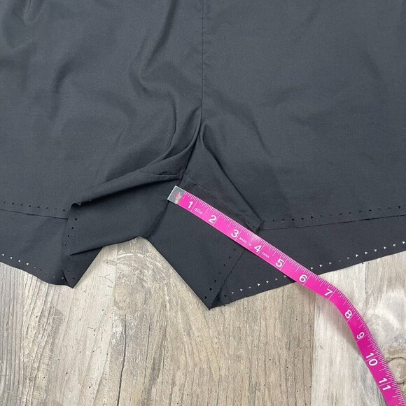 Athleta Laser Run 2 In 1 Running Shorts 2X Black Zip Pocket Built In Brief - Picture 10 of 11